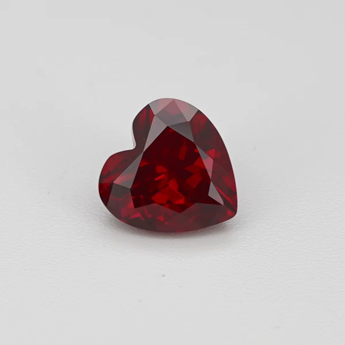 HQ GEMS Czochealski Pigeon Blood Red Ruby7A Hand Cut 8X10Mm 4Ct Emerald Cut Lab Grown Ruby Heat Treated Ruby Lab Ruby