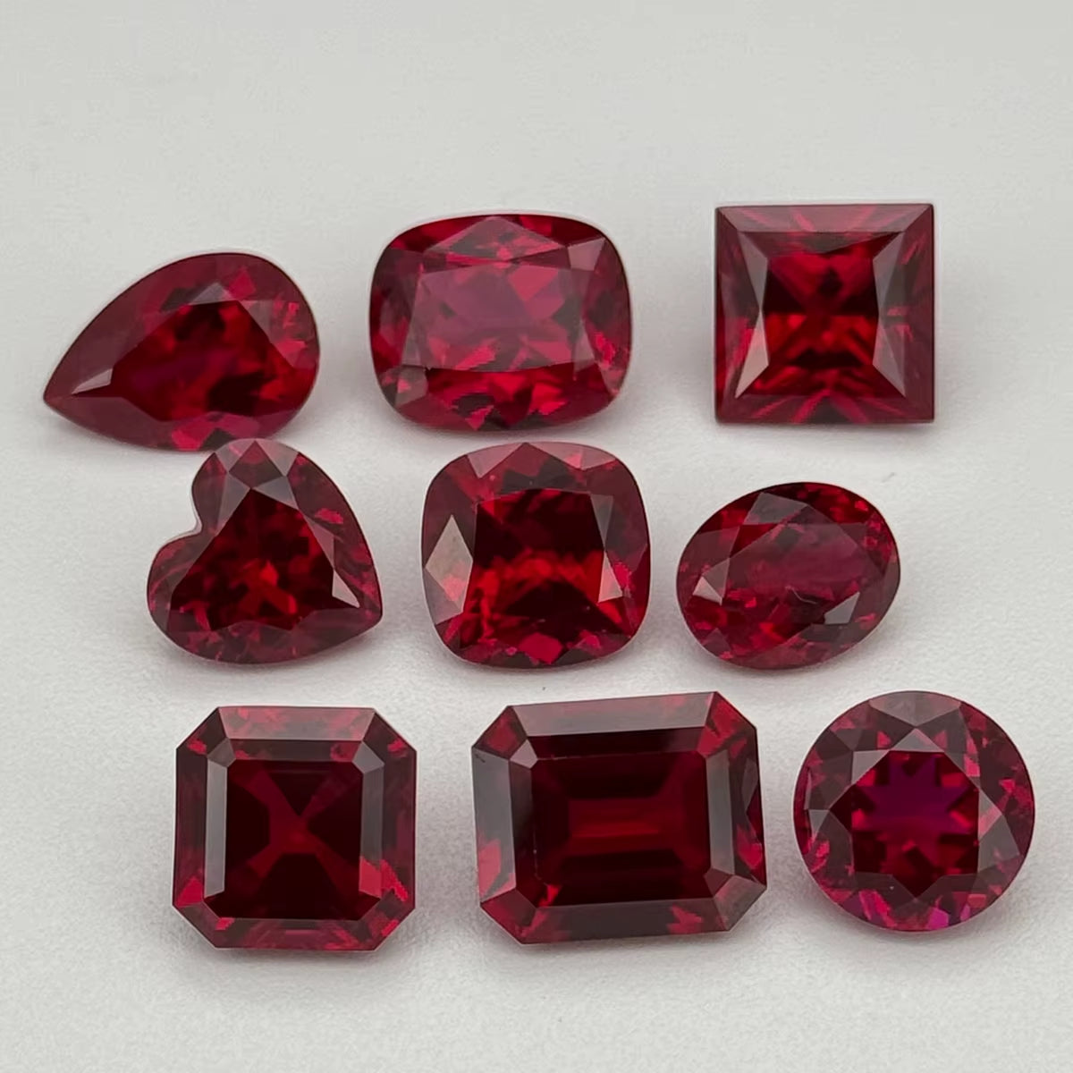 HQ GEMS Czochealski Pigeon Blood Red Ruby7A Hand Cut 8X10Mm 4Ct Emerald Cut Lab Grown Ruby Heat Treated Ruby Lab Ruby